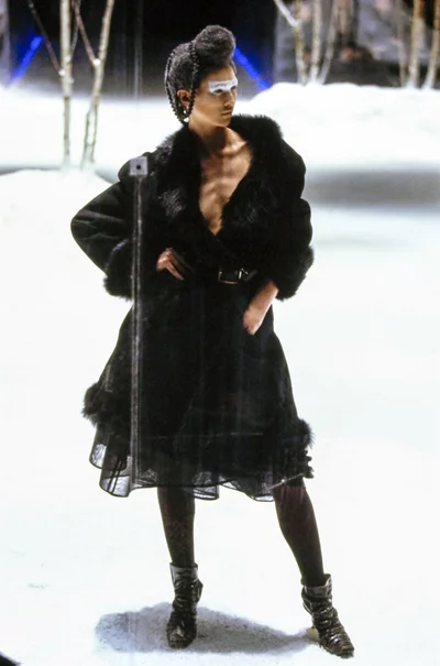 Look 4